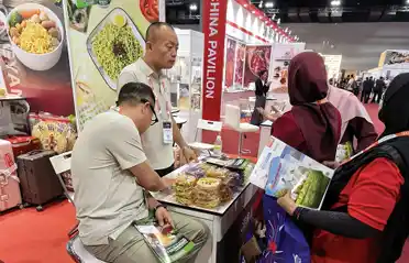 東陽食品の即席麺ブロックがマレーシアハラール展示会に出展 東陽食品の即席麺ブロックがマレーシアハラール展示会に出展